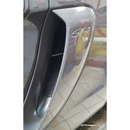 Grilles d'entrée d'air...